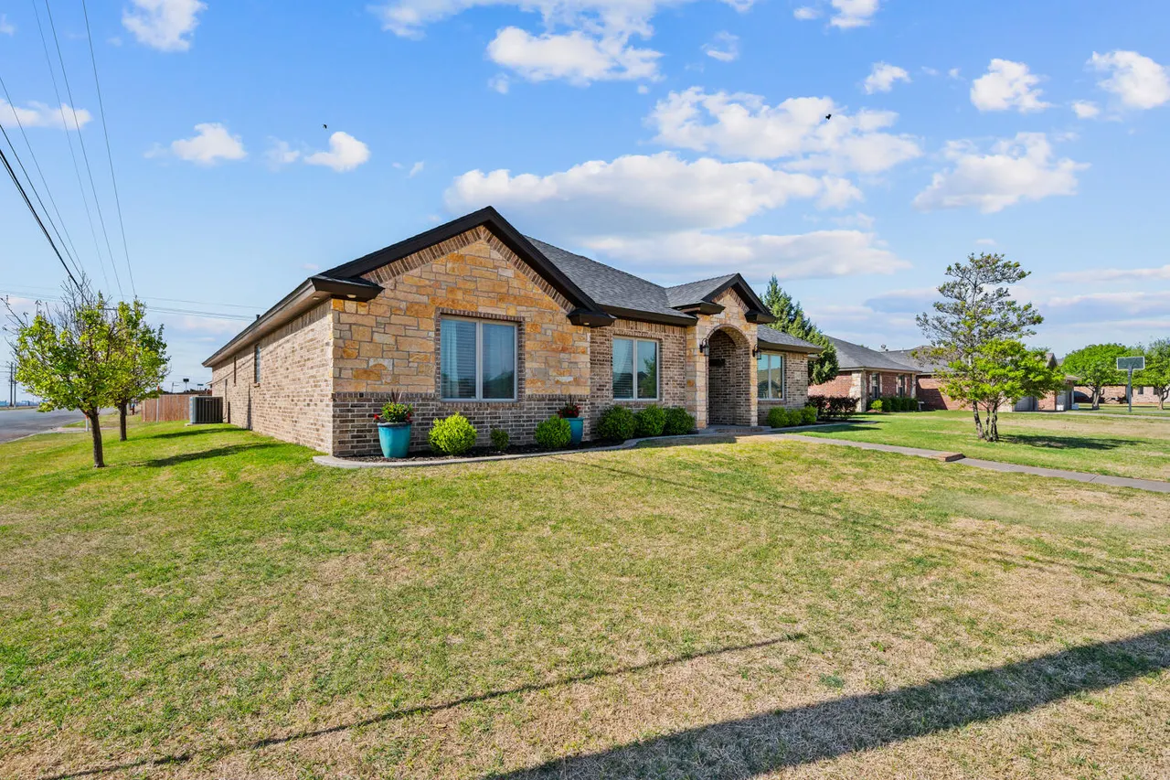 Photo 2 — 2501 Loyola Street, Lubbock, TX 79415