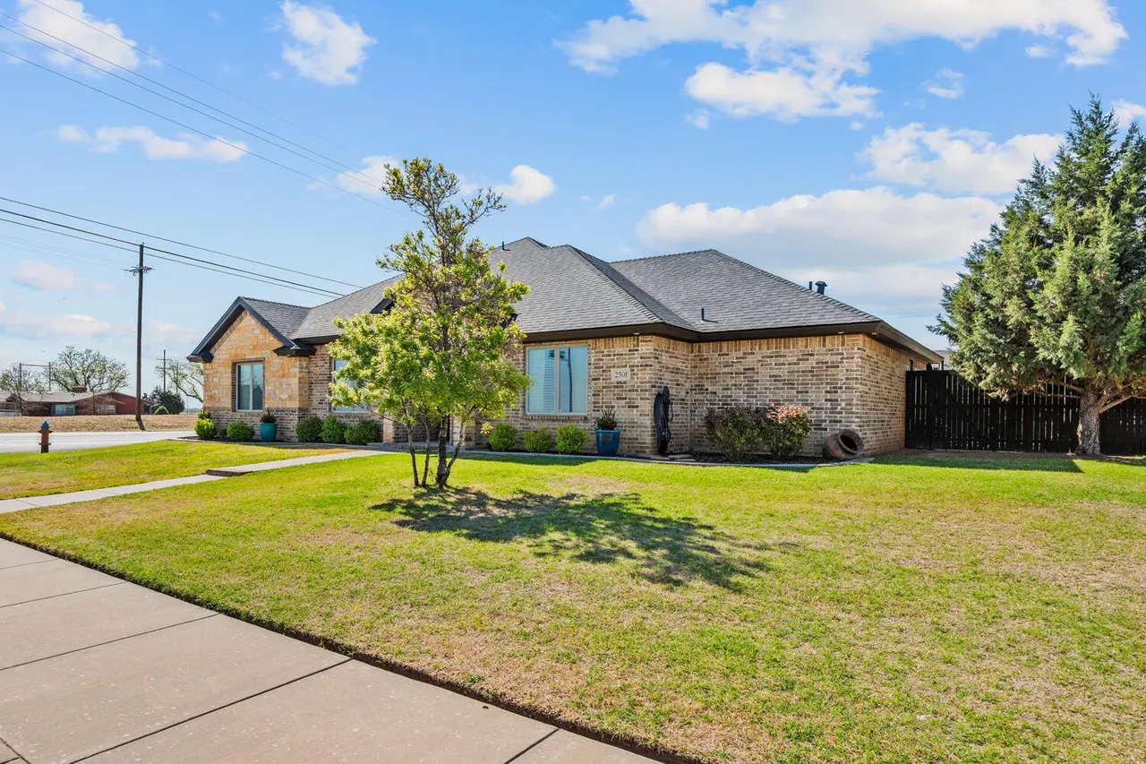 Photo 3 — 2501 Loyola Street, Lubbock, TX 79415