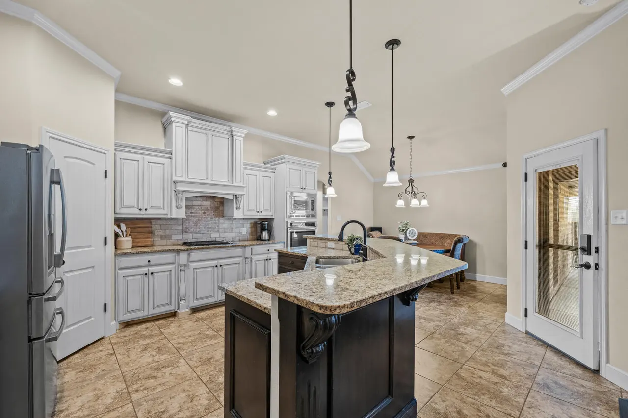 Photo 12 — 2501 Loyola Street, Lubbock, TX 79415