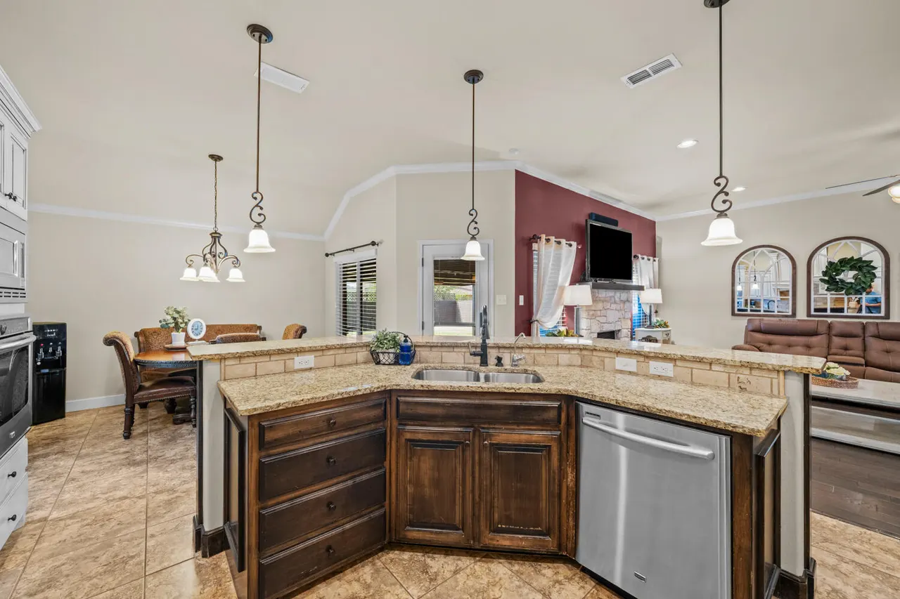 Photo 15 — 2501 Loyola Street, Lubbock, TX 79415