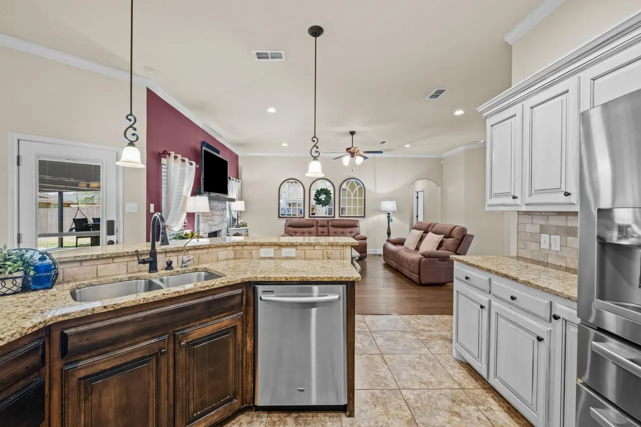 Photo 13 — 2501 Loyola Street, Lubbock, TX 79415