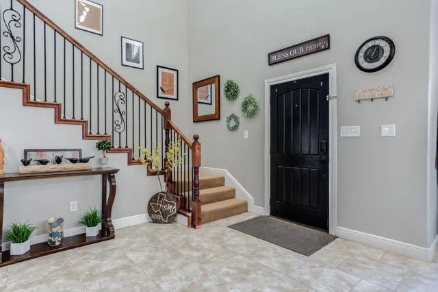 Photo 3 — 15 Parklane Drive, Ransom Canyon, TX 79366