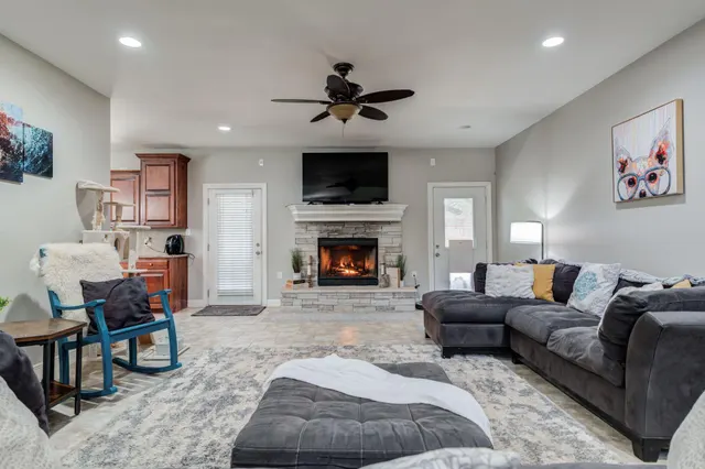 Photo 6 — 15 Parklane Drive, Ransom Canyon, TX 79366