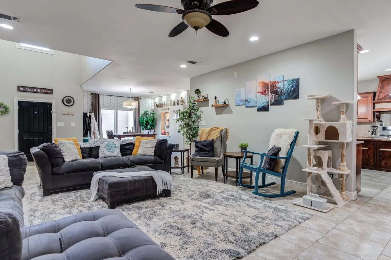 Photo 10 — 15 Parklane Drive, Ransom Canyon, TX 79366