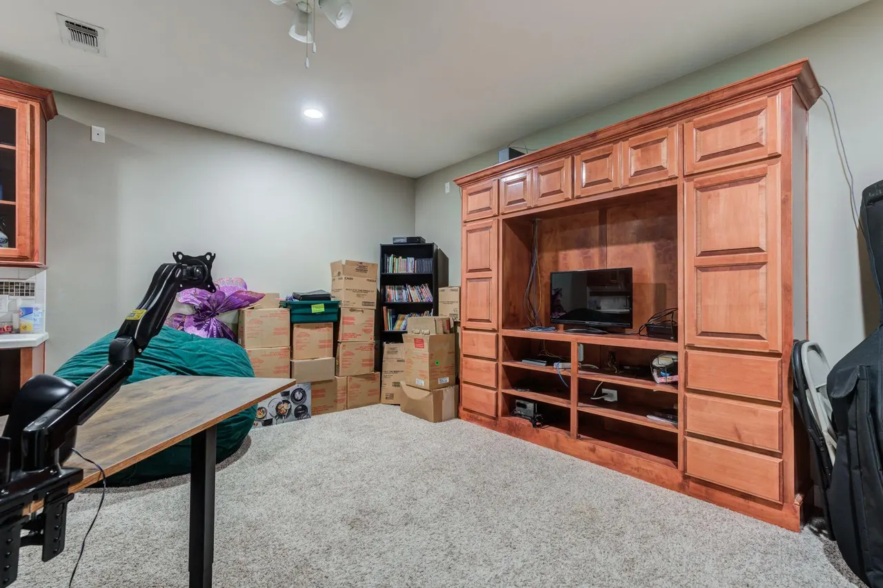 Photo 32 — 15 Parklane Drive, Ransom Canyon, TX 79366