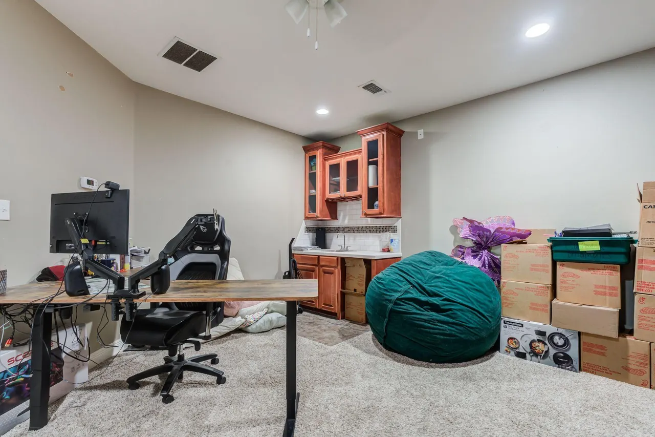 Photo 33 — 15 Parklane Drive, Ransom Canyon, TX 79366