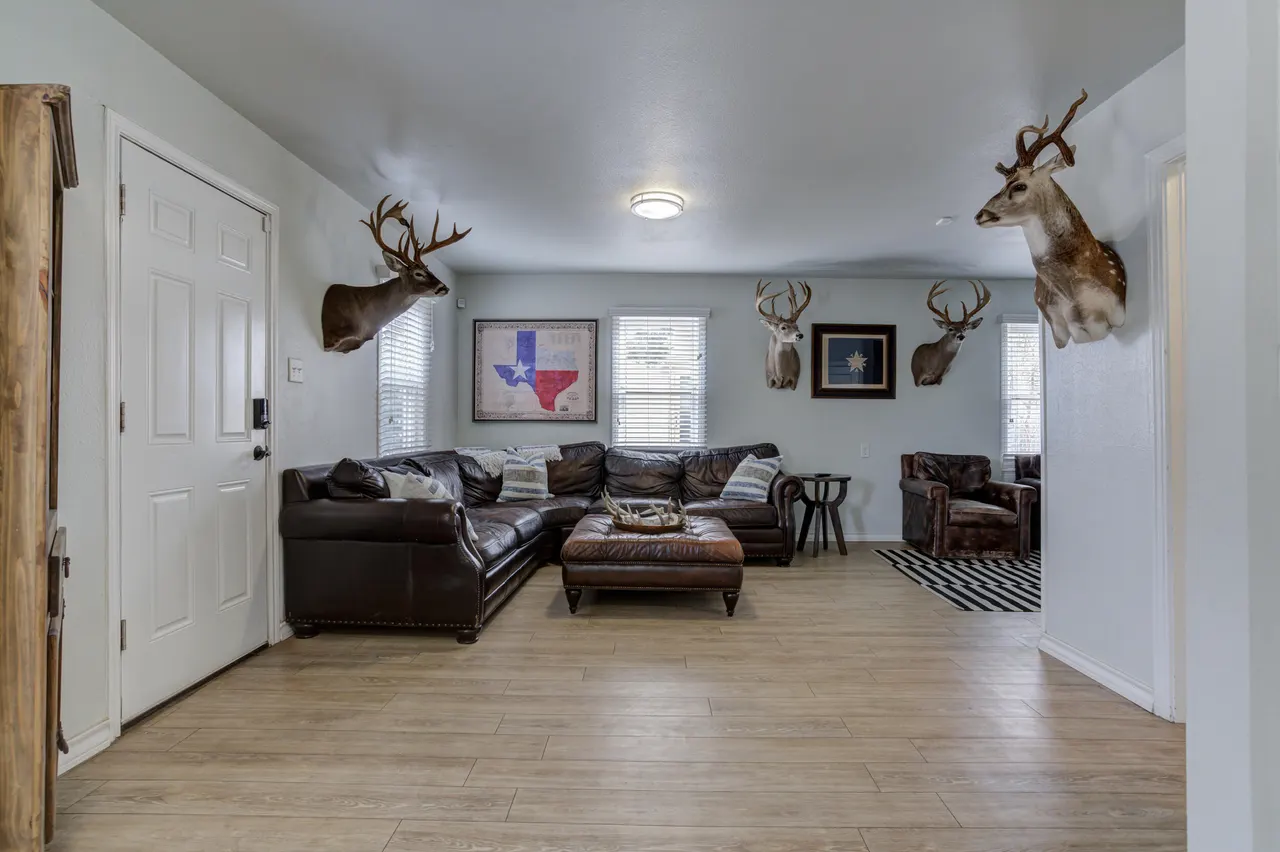 Photo 4 — 2515 33rd Street, Lubbock, TX 79410
