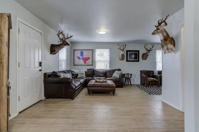 Photo 4 — 2515 33rd Street, Lubbock, TX 79410