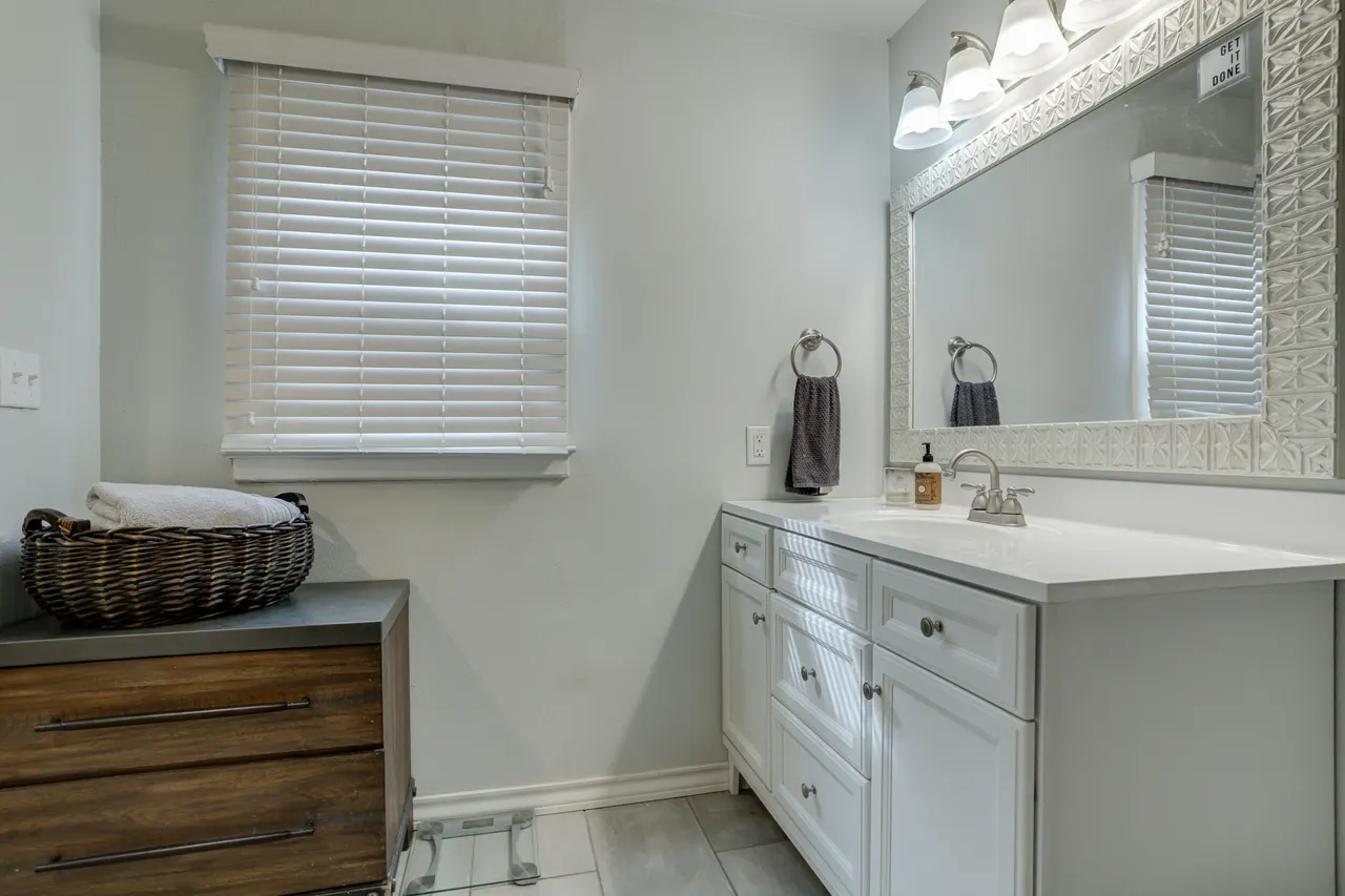 Photo 28 — 2515 33rd Street, Lubbock, TX 79410