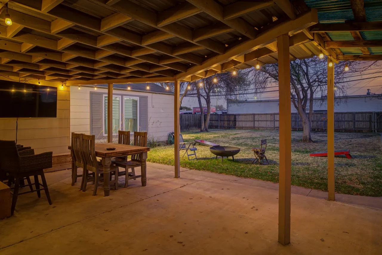 Photo 38 — 2515 33rd Street, Lubbock, TX 79410