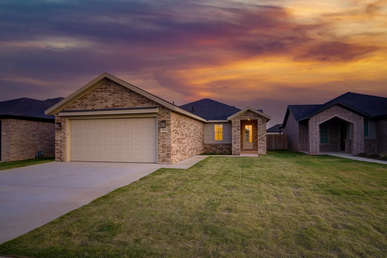 Photo 2 — 6913 13th Street, Lubbock, TX 79416