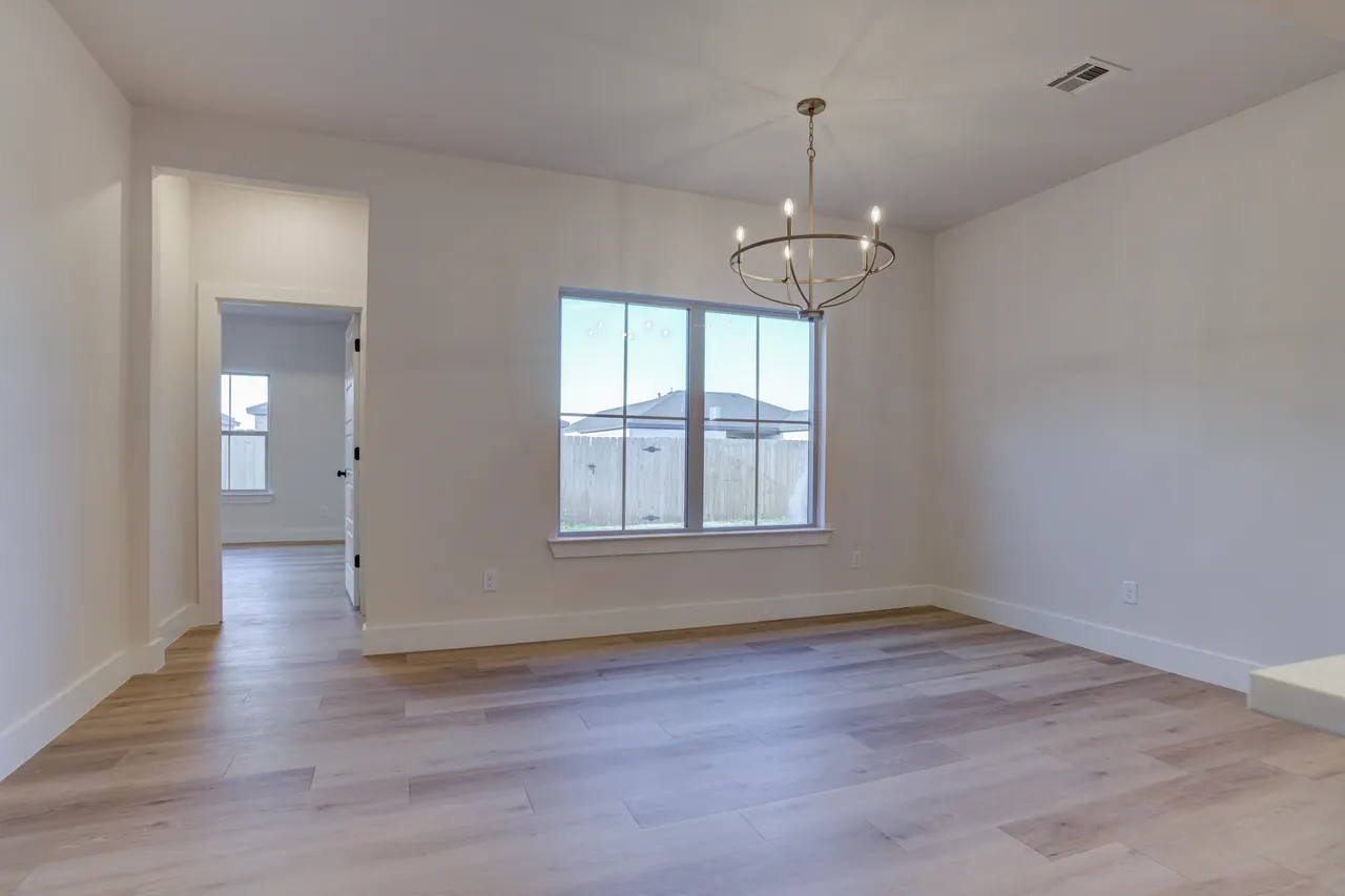 Photo 24 — 6913 13th Street, Lubbock, TX 79416