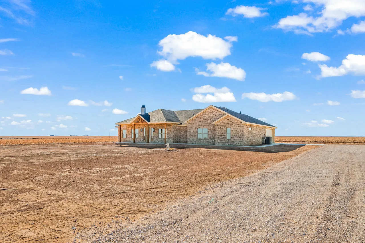 Photo 4 — 4084 Hawk Road, Ropesville, TX 79358
