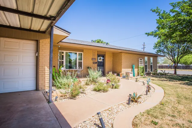 Photo 2 — 5202 44th Street, Lubbock, TX 79414