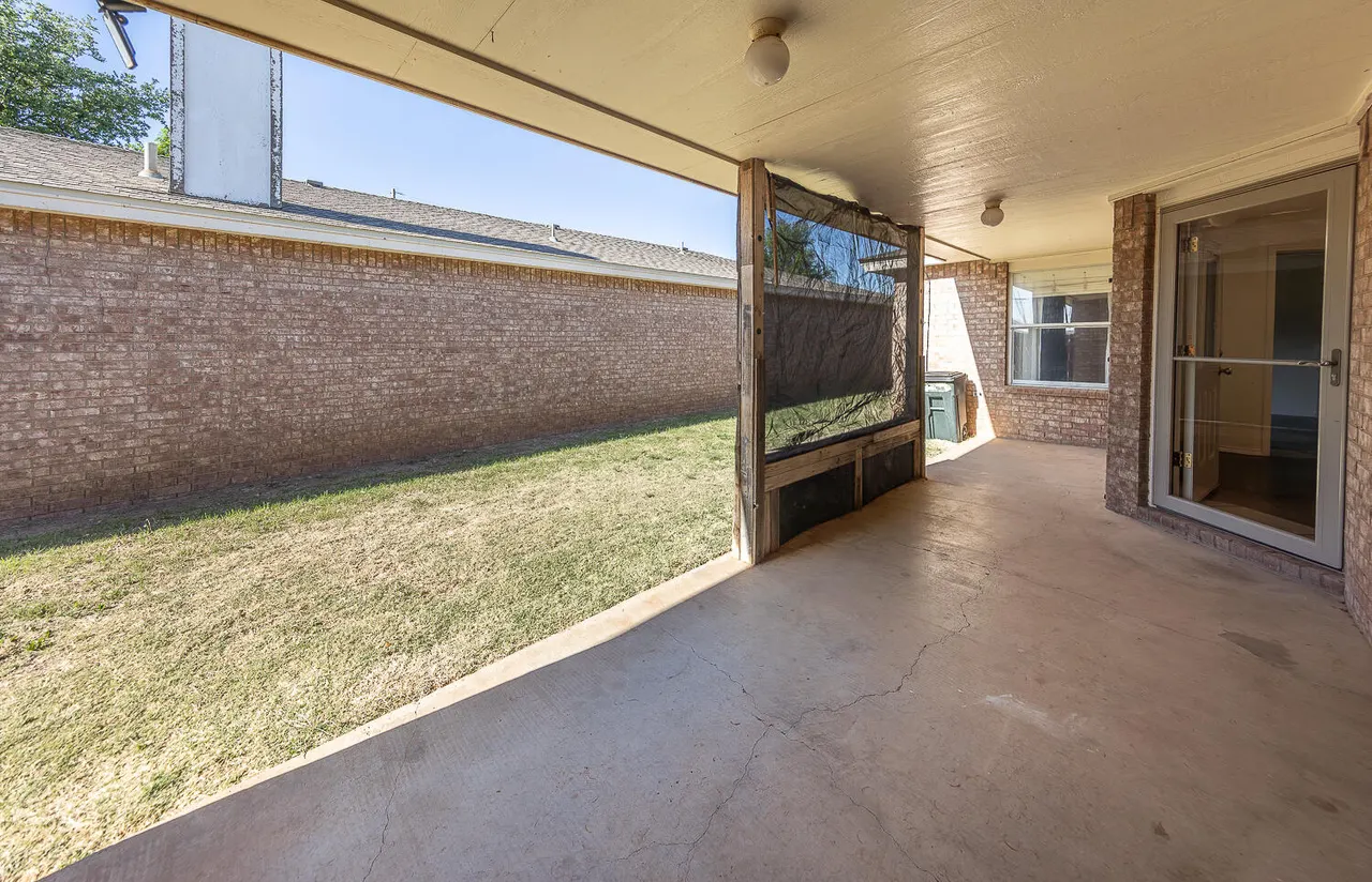Photo 16 — 1036 Iola Avenue, Lubbock, TX 79416
