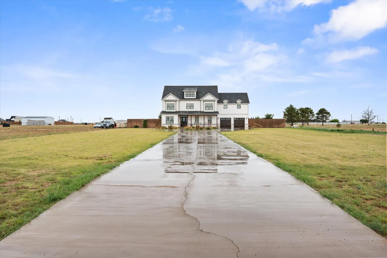 Photo 3 — 1195 Broadview Avenue, New Home, TX 79381