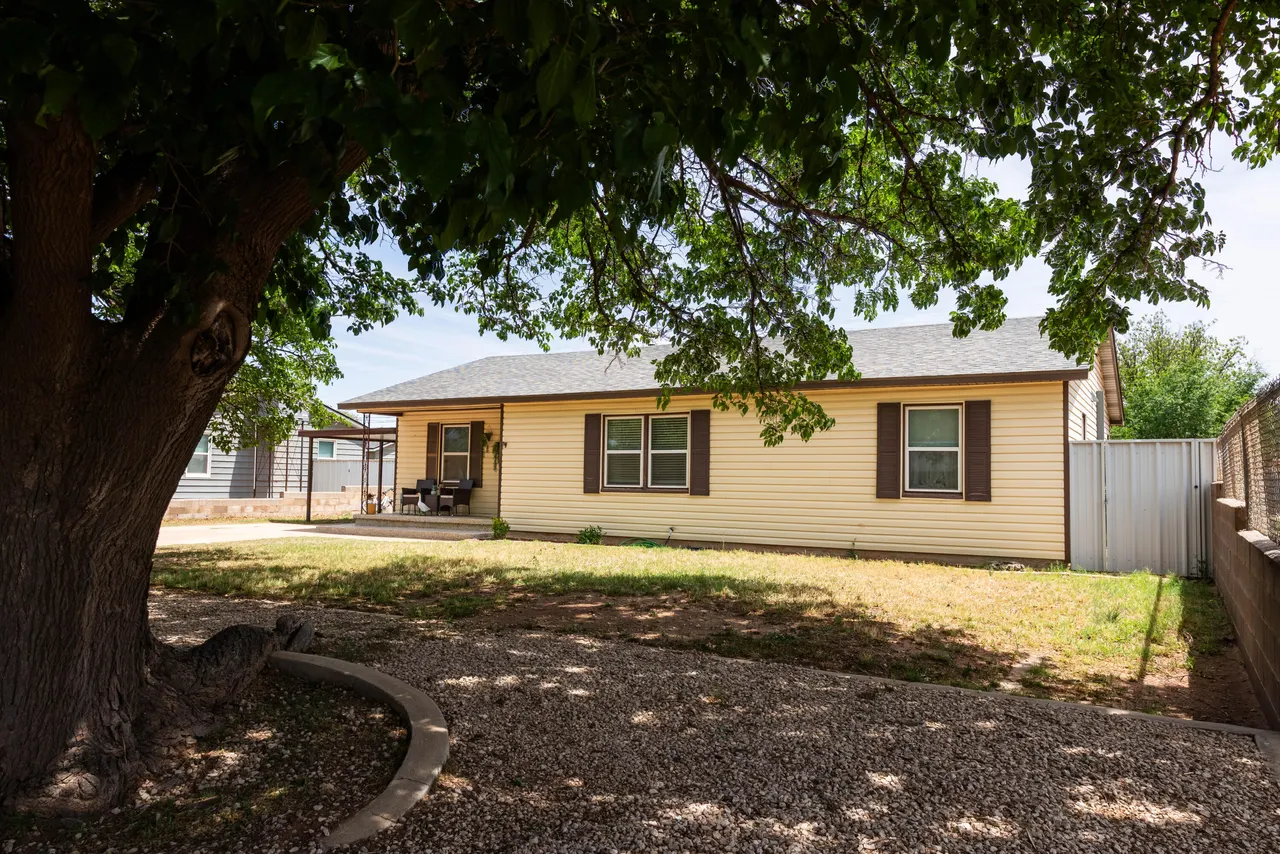 Photo 29 — 203 SW 14th Street, Seminole, TX 79360