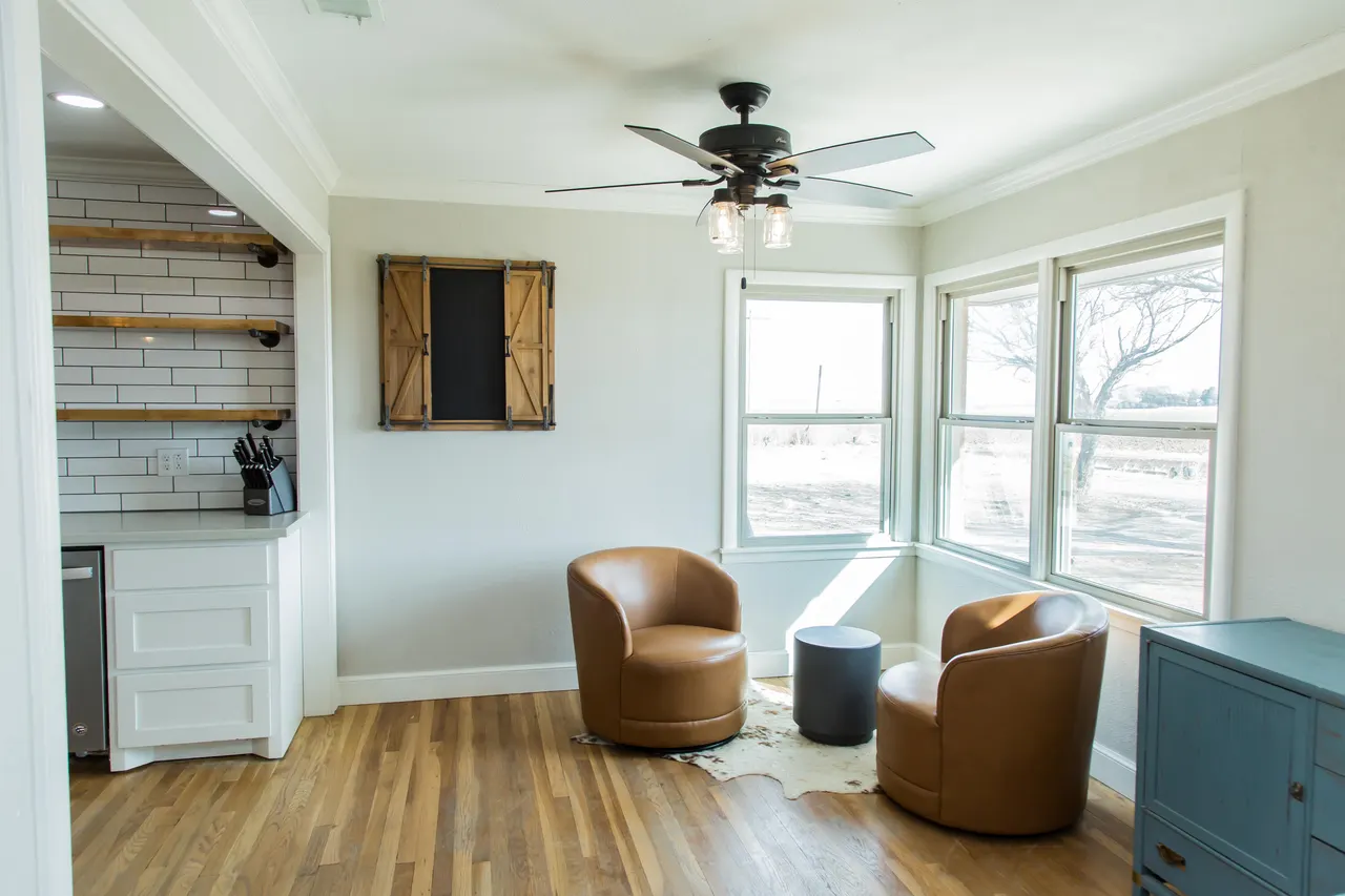 Photo 9 — 930 Sun Road, Plainview, TX 79072
