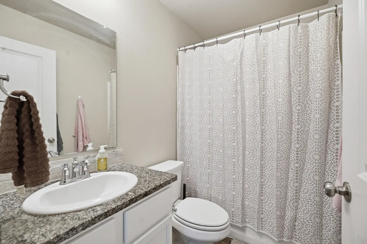 Photo 14 — 1605 135th Street, Lubbock, TX 79423