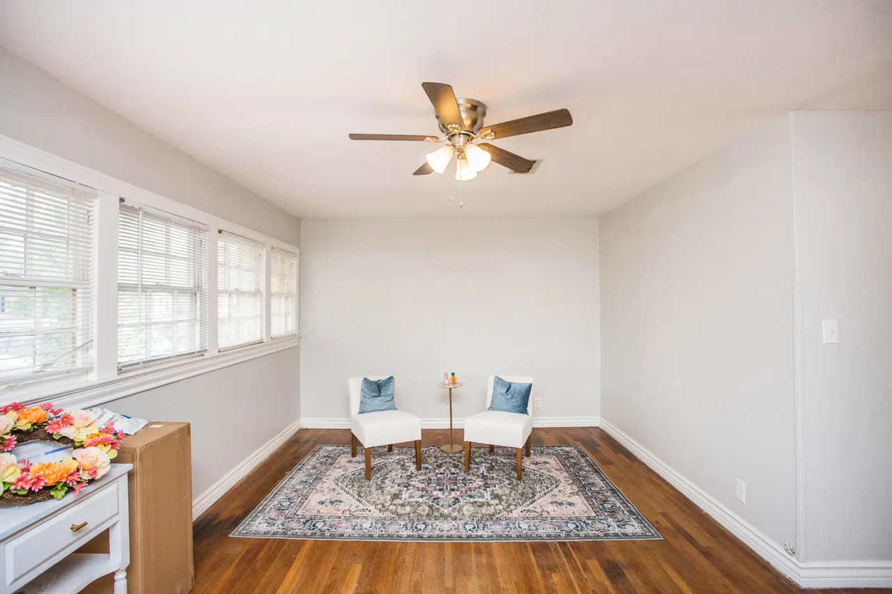 Photo 3 — 2408 32nd Street, Lubbock, TX 79411