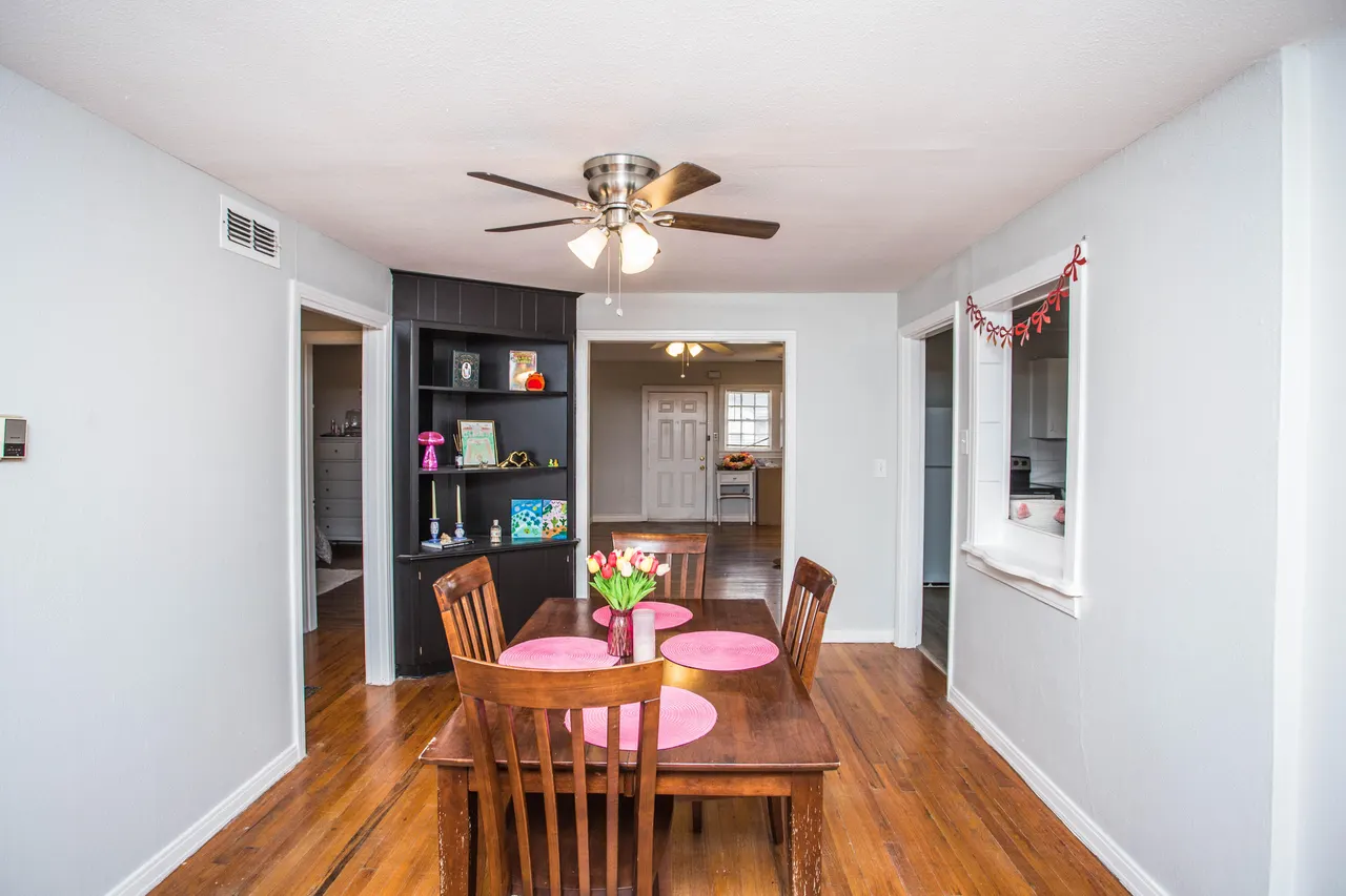 Photo 6 — 2408 32nd Street, Lubbock, TX 79411