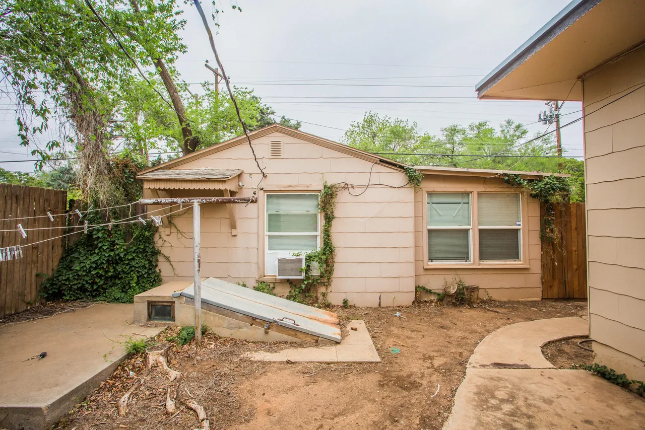 Photo 31 — 2408 32nd Street, Lubbock, TX 79411