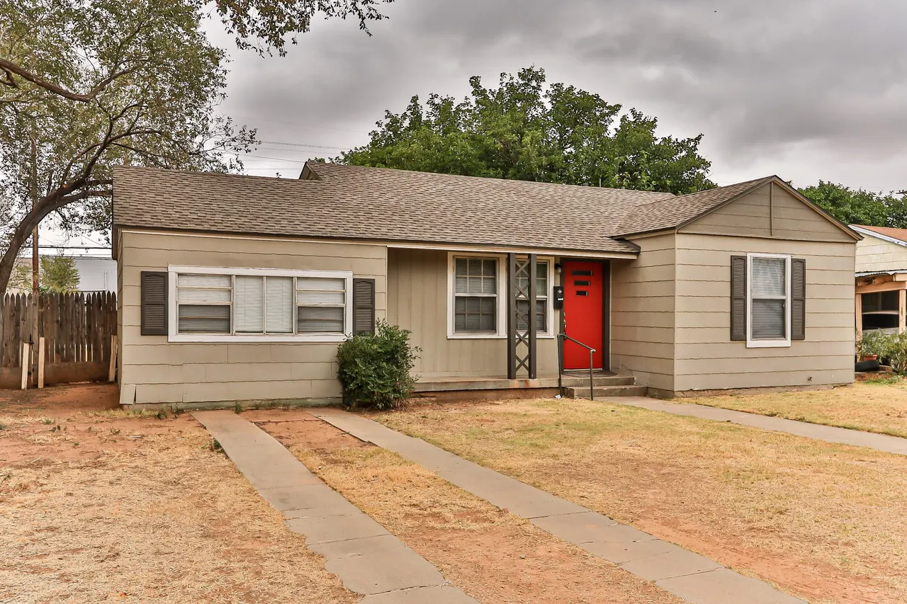 Photo 2 — 2508 35th Street, Lubbock, TX 79413