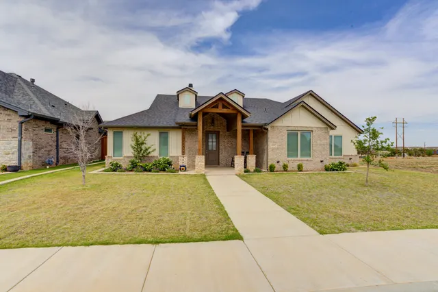 Photo 2 — 6952 101st Street, Lubbock, TX 79424