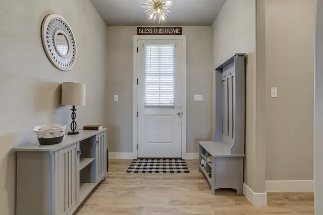 Photo 5 — 6952 101st Street, Lubbock, TX 79424