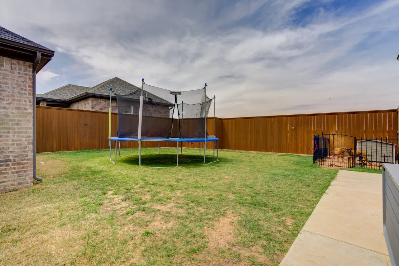 Photo 48 — 6952 101st Street, Lubbock, TX 79424