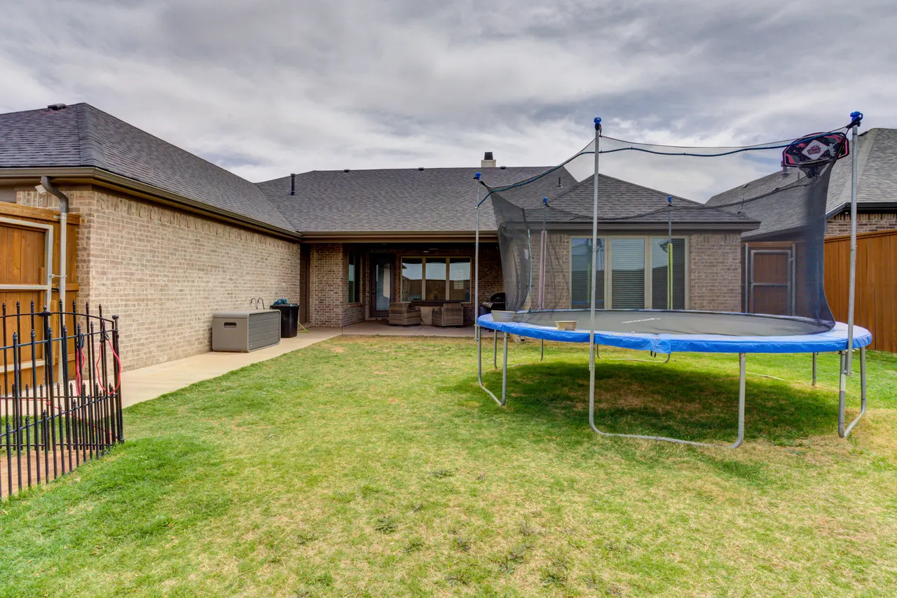 Photo 49 — 6952 101st Street, Lubbock, TX 79424