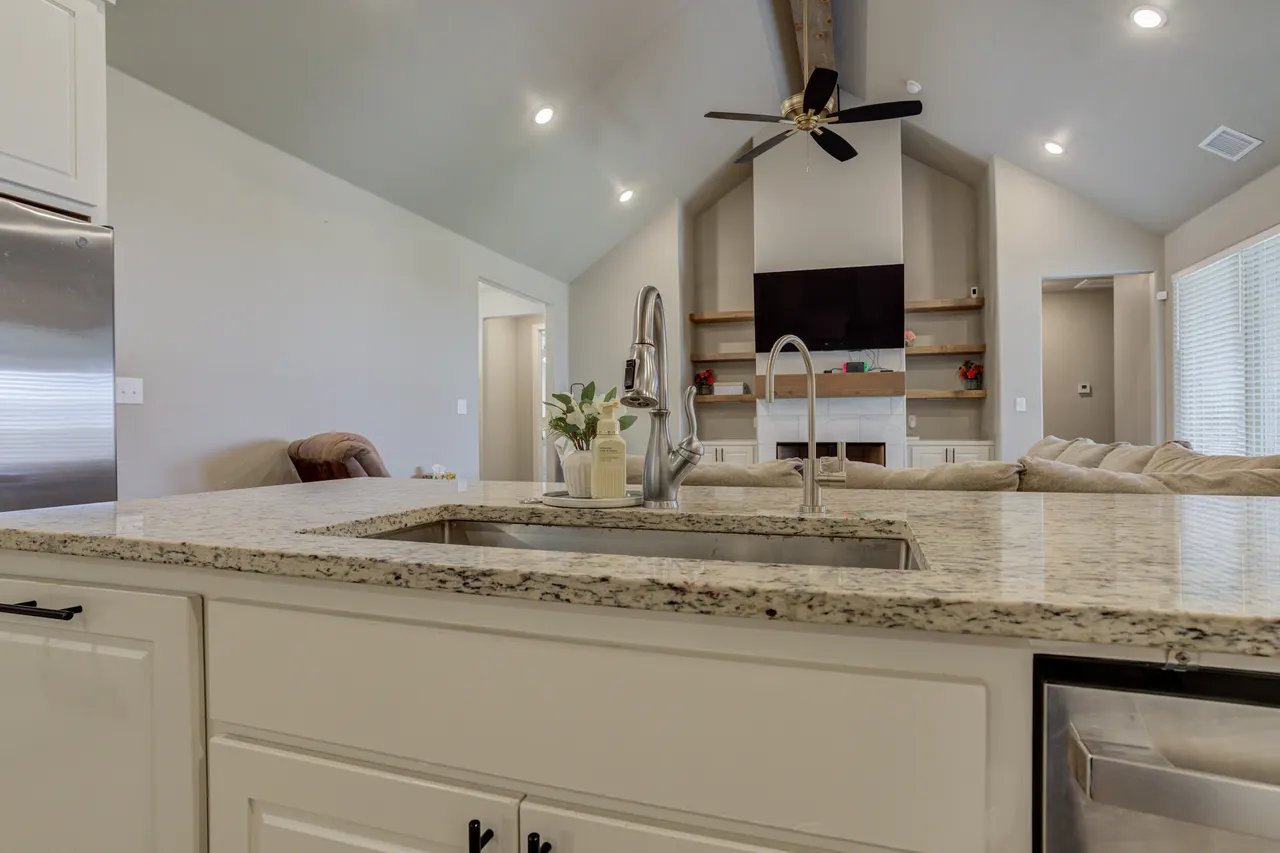 Photo 17 — 6952 101st Street, Lubbock, TX 79424