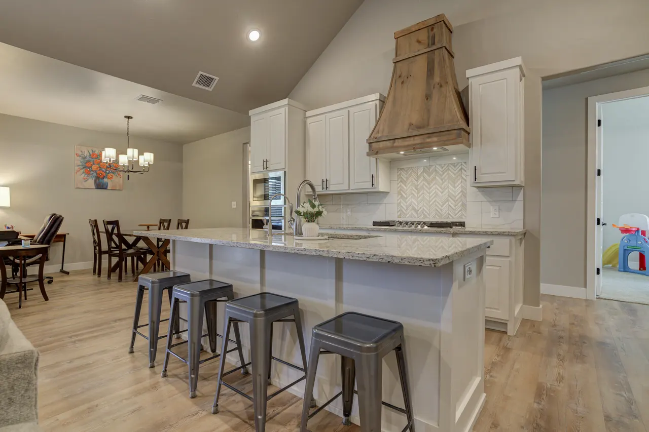 Photo 15 — 6952 101st Street, Lubbock, TX 79424