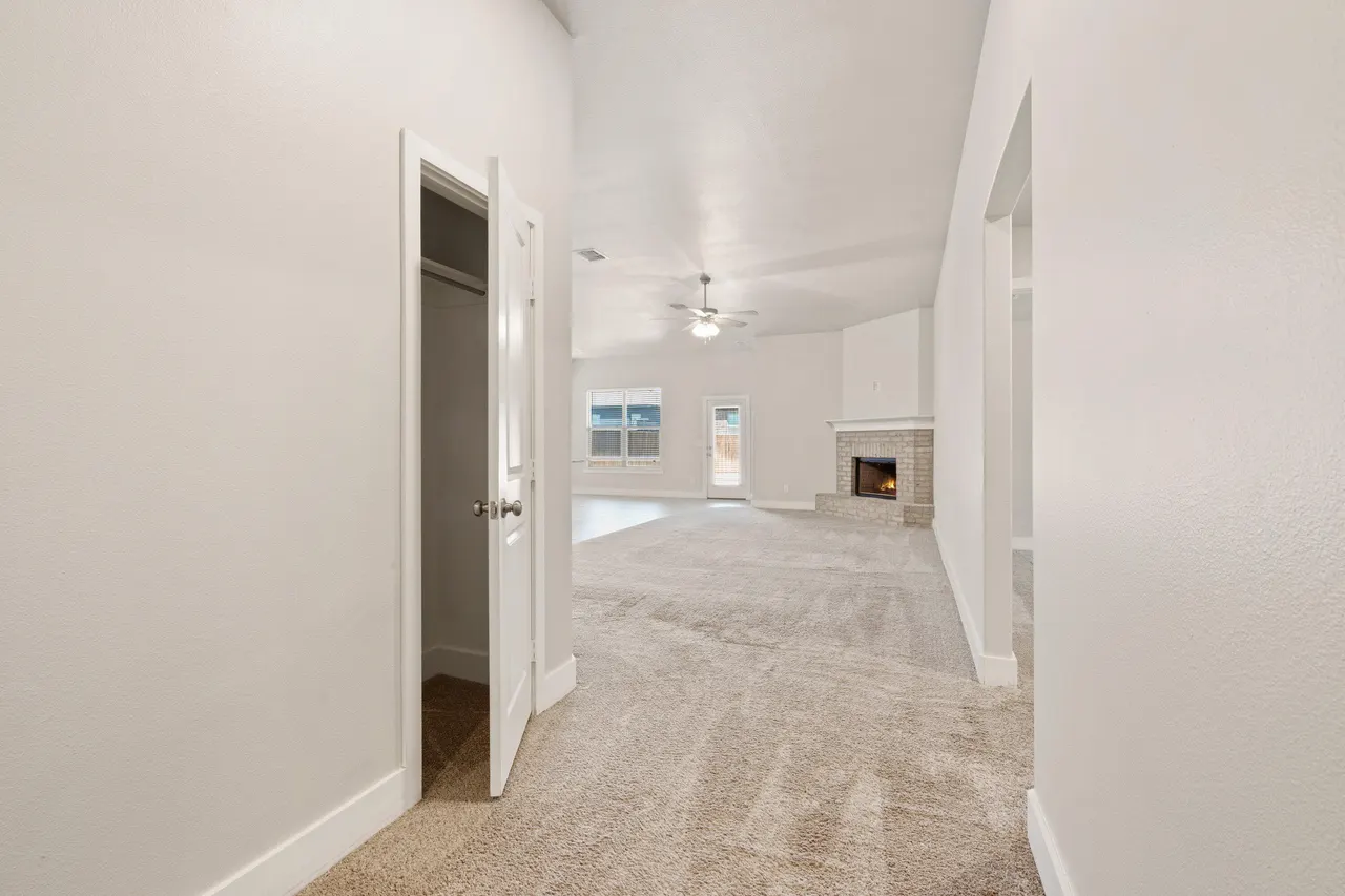 Photo 6 — 2014 142nd Street, Lubbock, TX 79423