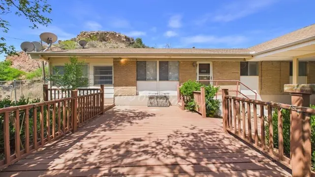 Photo 8 — 590 Comanche Drive, Lubbock, TX 79404
