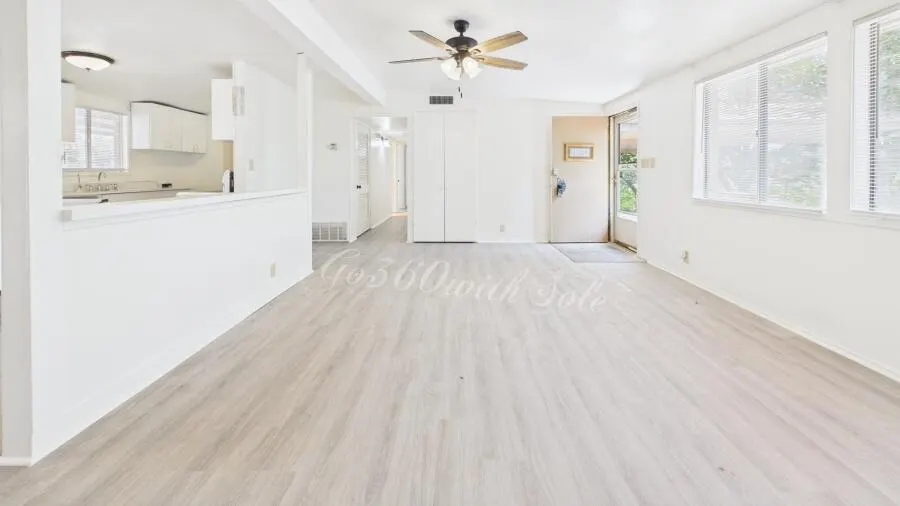 Photo 17 — 590 Comanche Drive, Lubbock, TX 79404