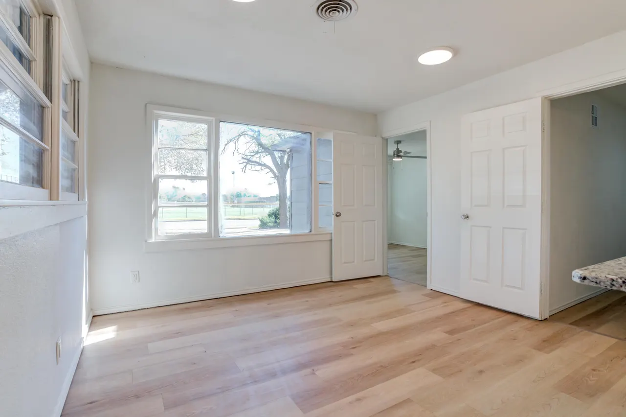Photo 6 — 4008 26th Street, Lubbock, TX 79410