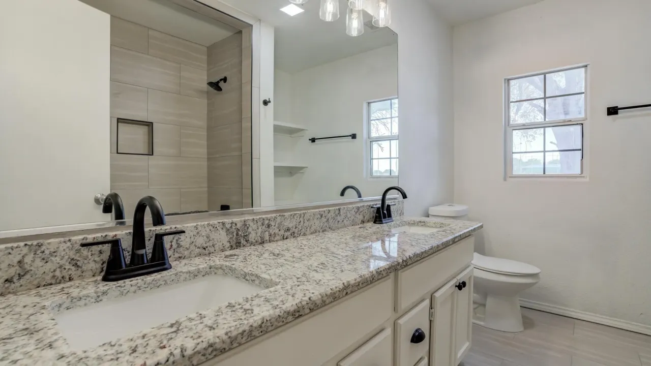 Photo 32 — 4008 26th Street, Lubbock, TX 79410