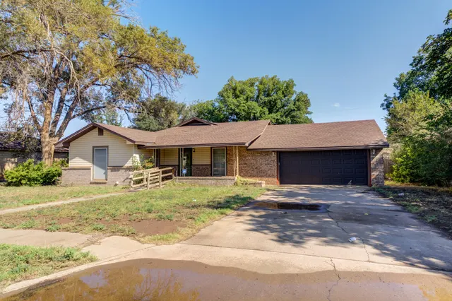 Front exterior — 111 E 13th Street, Littlefield, TX 79339