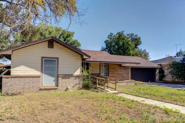 Photo 3 — 111 E 13th Street, Littlefield, TX 79339