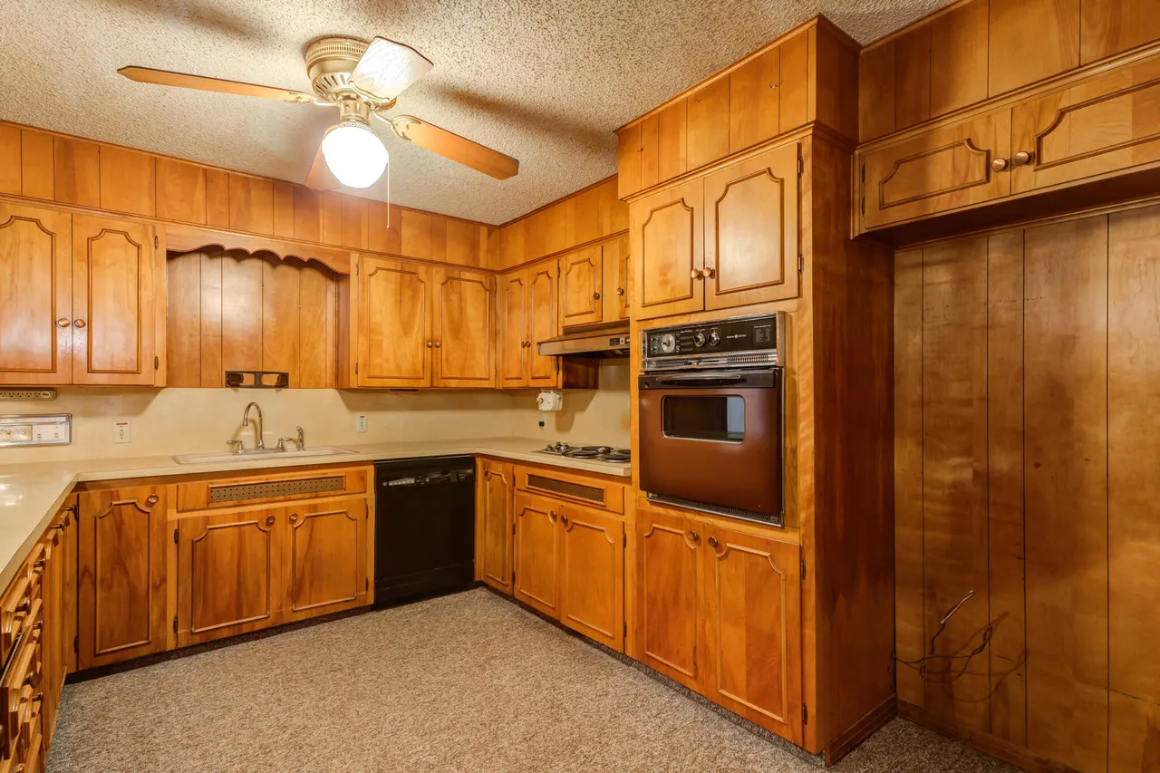 Photo 11 — 111 E 13th Street, Littlefield, TX 79339