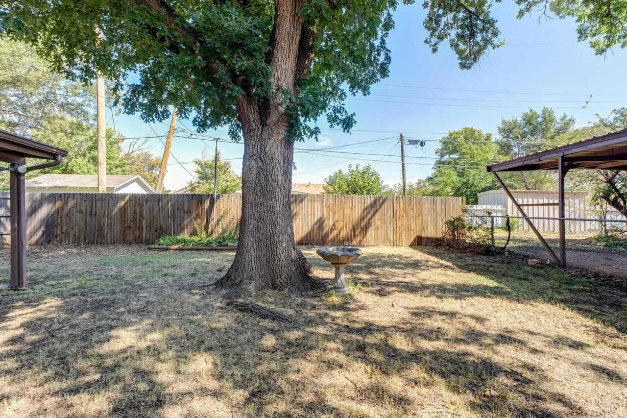 Photo 34 — 111 E 13th Street, Littlefield, TX 79339