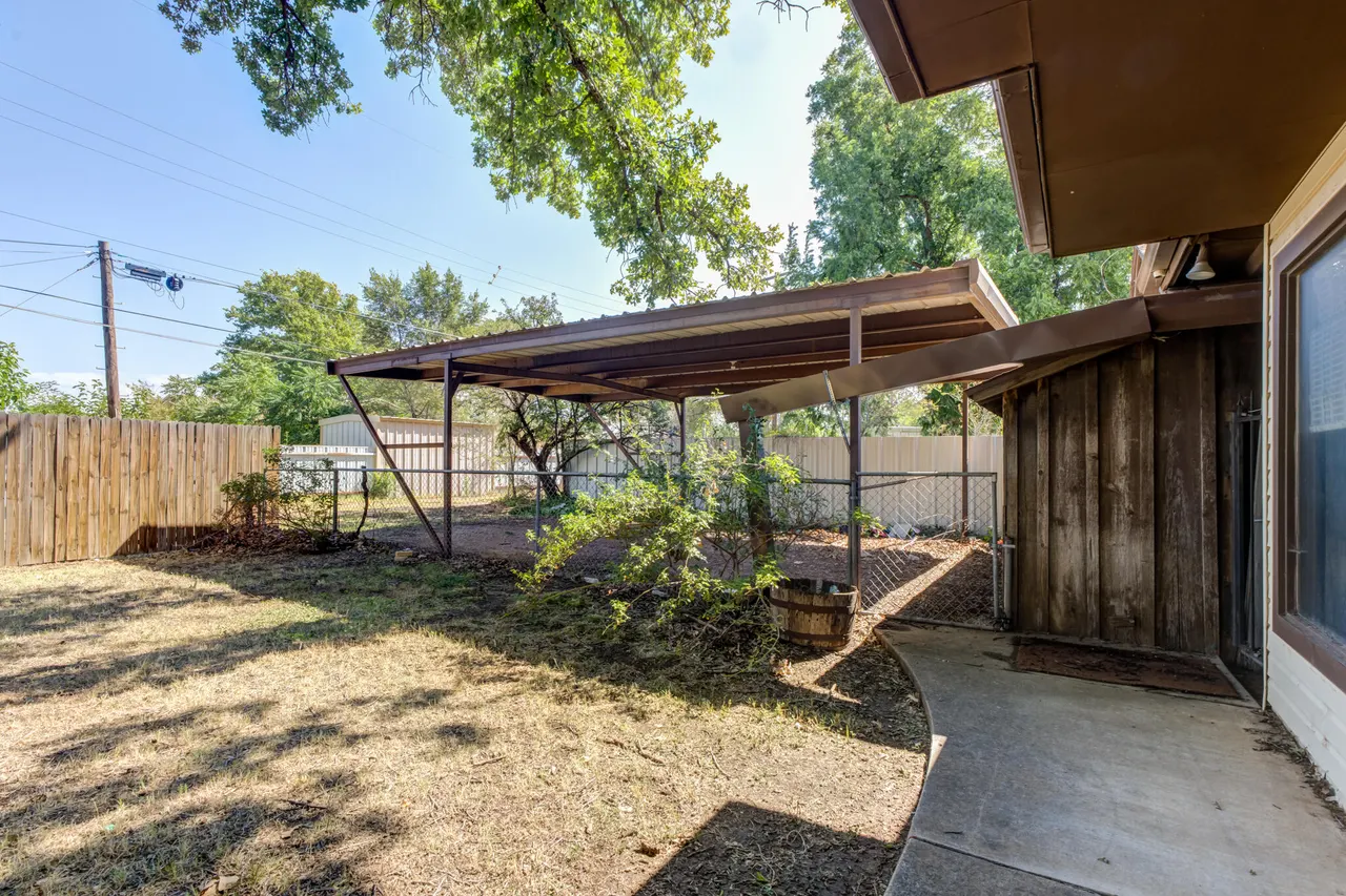 Photo 35 — 111 E 13th Street, Littlefield, TX 79339