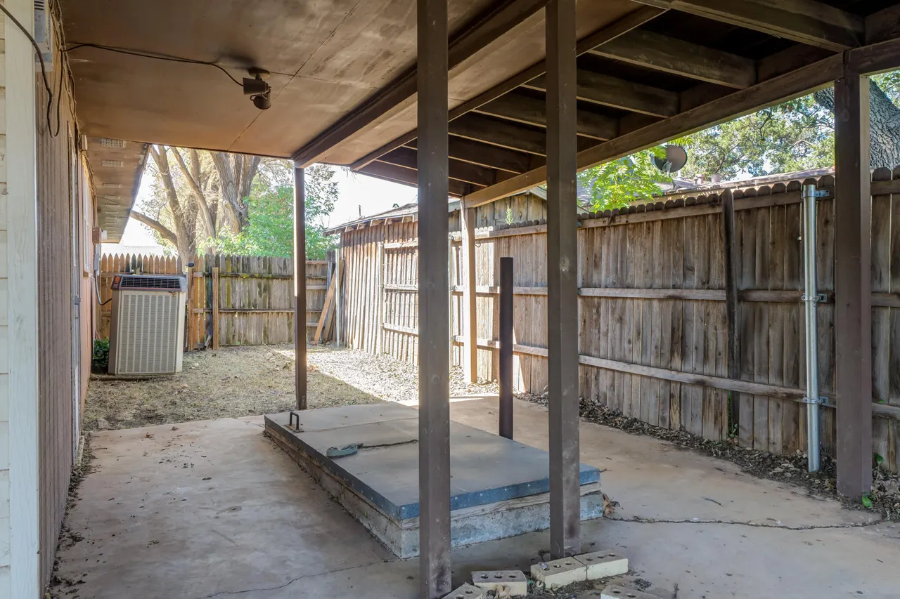Photo 37 — 111 E 13th Street, Littlefield, TX 79339