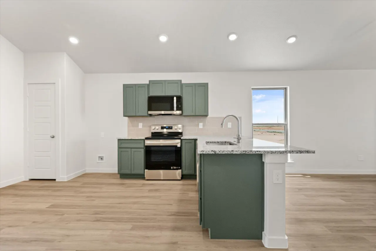 Photo 12 — 5615 Smith Street, Lubbock, TX 79416