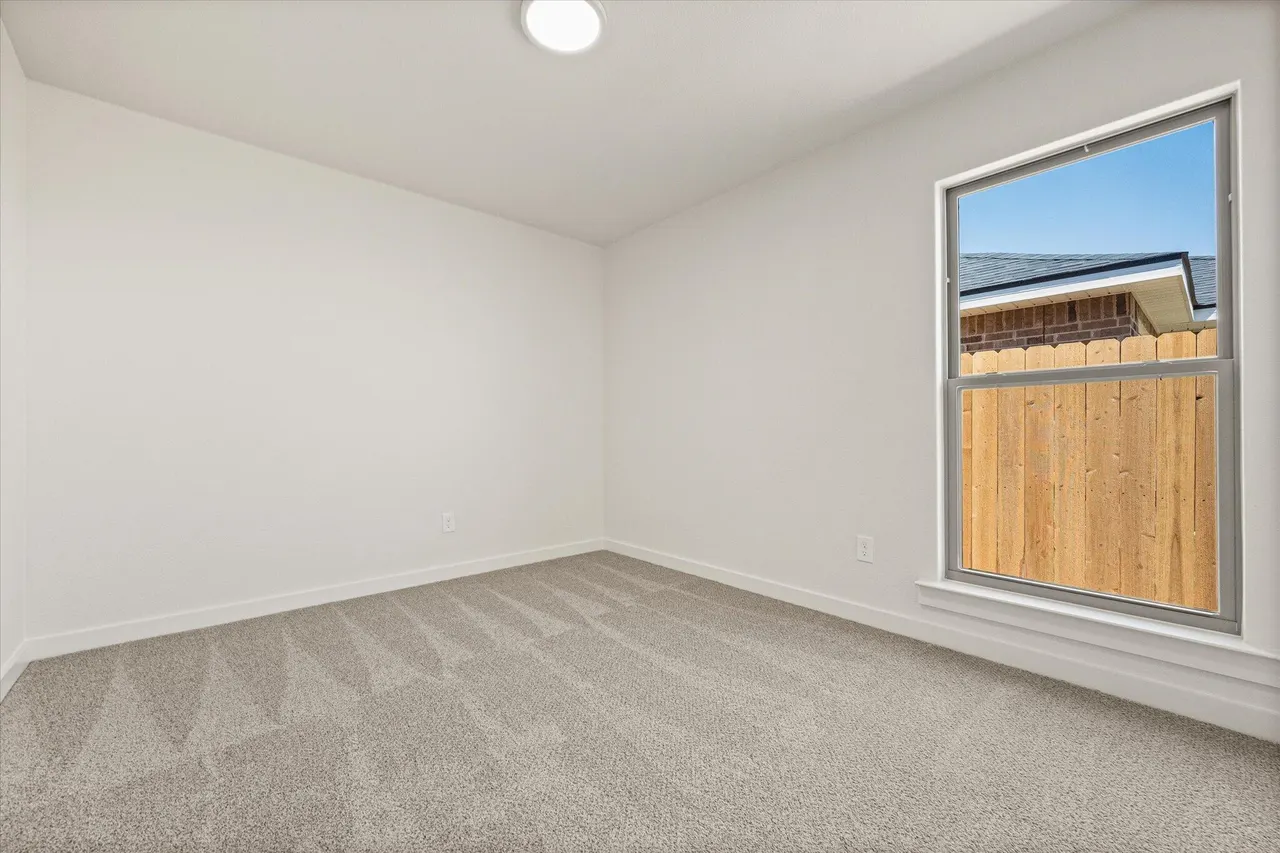 Photo 21 — 5615 Smith Street, Lubbock, TX 79416