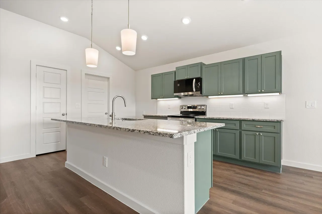 Photo 12 — 2404 Helena Avenue, Lubbock, TX 79407