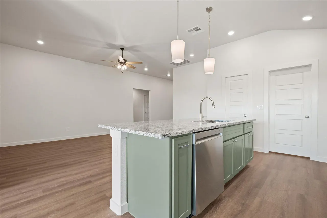 Photo 15 — 2404 Helena Avenue, Lubbock, TX 79407