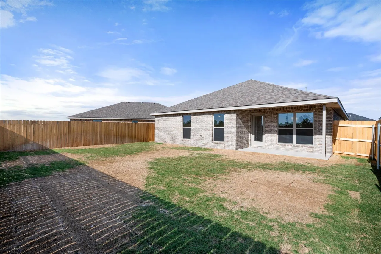 Photo 26 — 2404 Helena Avenue, Lubbock, TX 79407