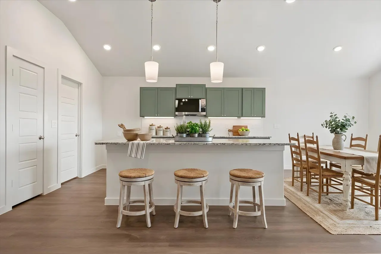 Photo 10 — 2404 Helena Avenue, Lubbock, TX 79407
